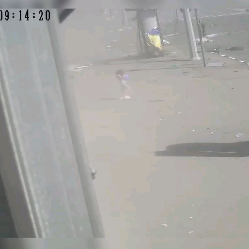 昨日、ロシアの攻撃が再びウクライナで2番目に人口の多い都市の中心部を襲った。