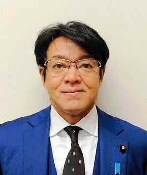 堀井氏、次期衆院選不出馬 会見で正式表明：北海道新聞デジタル - 北海道新聞