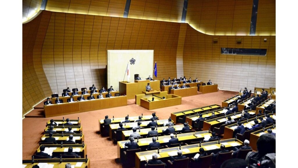 福岡県議会の海外視察費、予算８０００万円のはずが実際には３倍以上の２億８４００万円に - 読売新聞オンライン