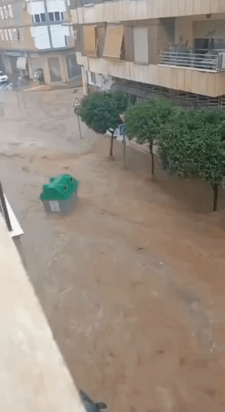 スペイン、ムルシア州で大雨による大規模な洪水が発生 2024年6月10日