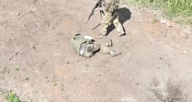 ロシア軍兵士による「兄弟」への応急処置に関するビデオレッスン