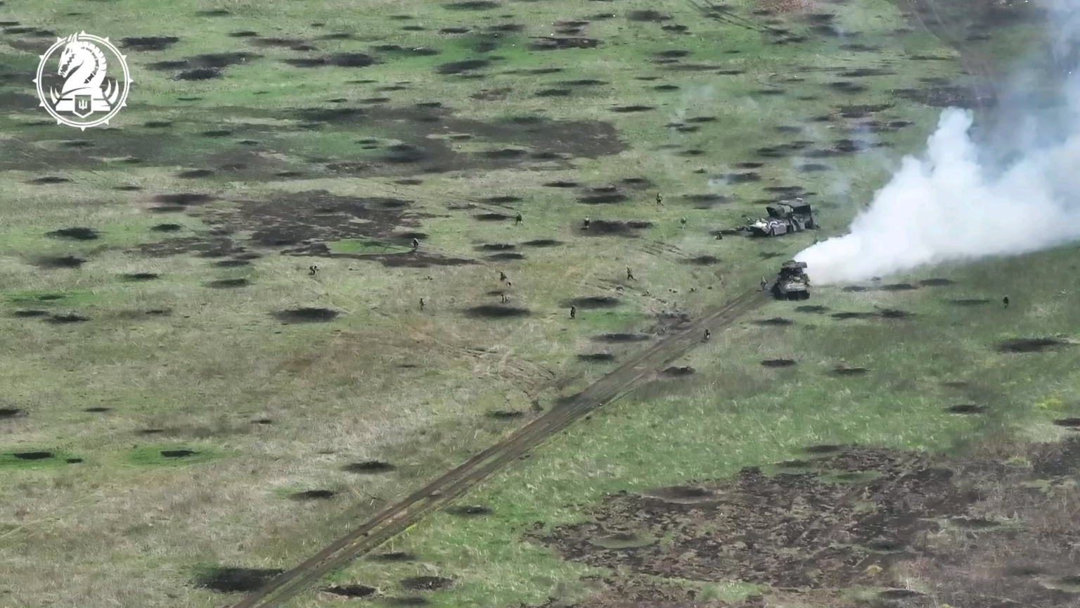 M2A2ブラッドレーはロシアのBTR-82とそれに搭載されていた歩兵を粉砕した。