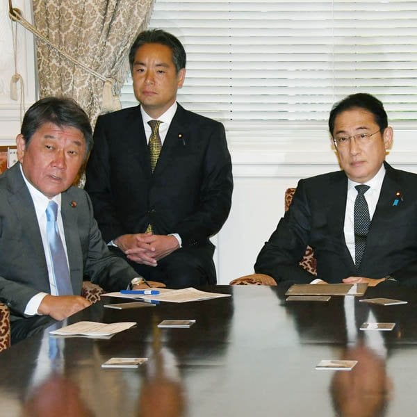 岸田首相の解散封じを自民・茂木幹事長が画策か？ 規正法改正採決ズレ込みの裏で蠢く思惑 ― 党首討論をやらせたくない