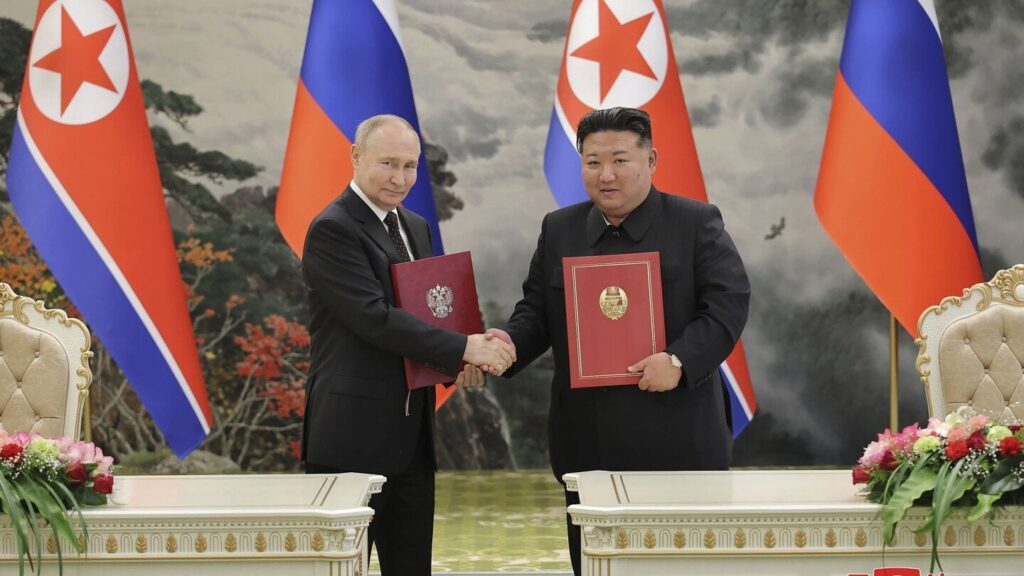 ロシアは北朝鮮との新協定により、ウクライナをめぐる西側諸国との緊張を高めている