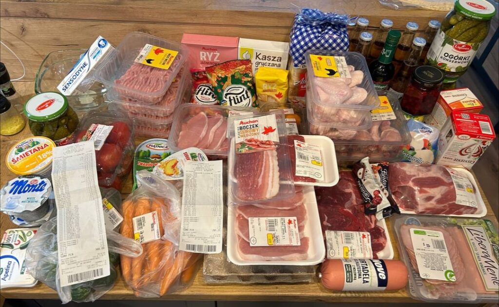 ワルシャワの食料品店で120ユーロ（500ズウォティ）で何が買えるか