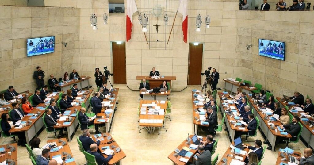 これは不快なほど面白い。ミリアム・ダリはなんて言うだろうか...？