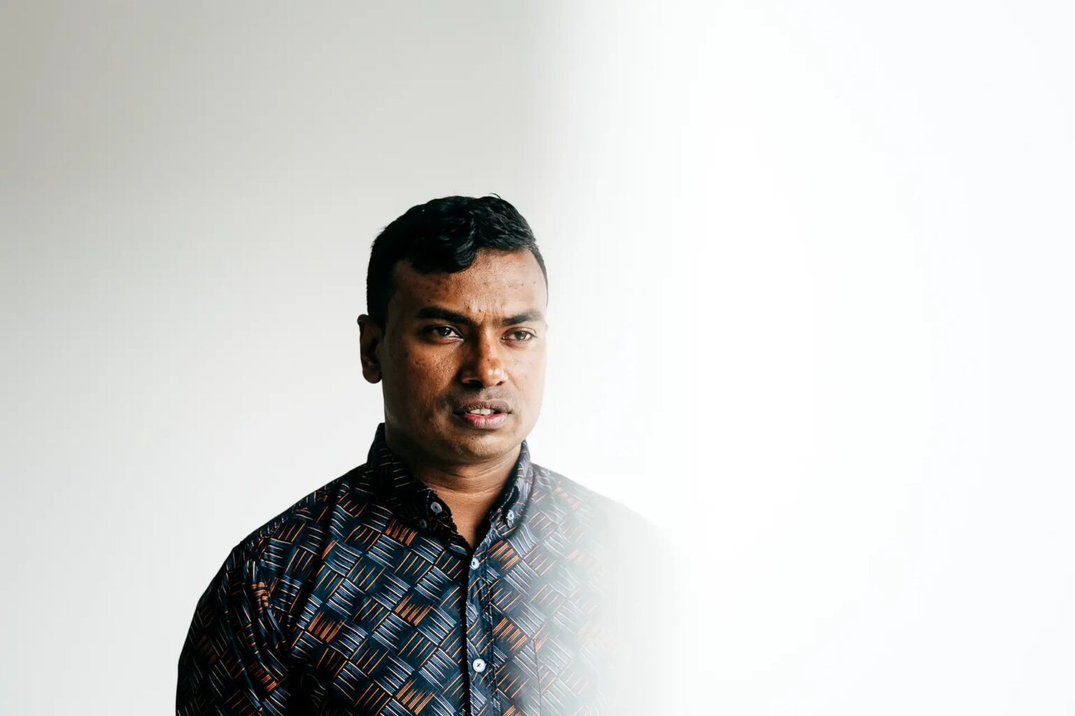 ポヴォアからの移民、ベンチュラ氏を否定し、カシーナスで「インドネシア人漁師の事件を報告したかっただけだ」とエクスプレッソに語る - Expresso