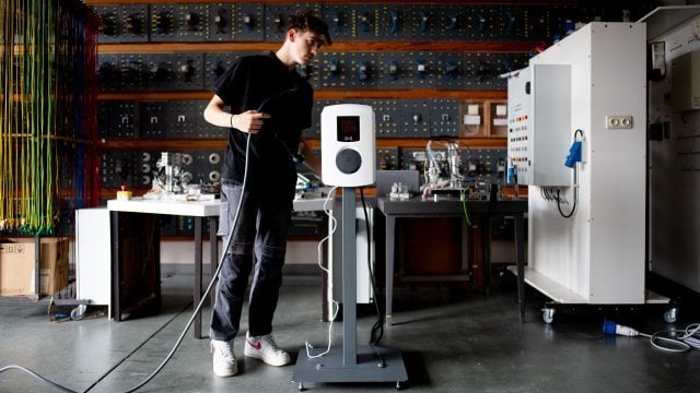 フランダースでは毎日 70 か所の新しい公共充電ステーション