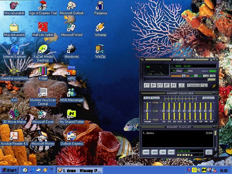 Windows 98 26 周年おめでとうございます!  🥳 コメントで私たちが何歳かについて議論してください 👇