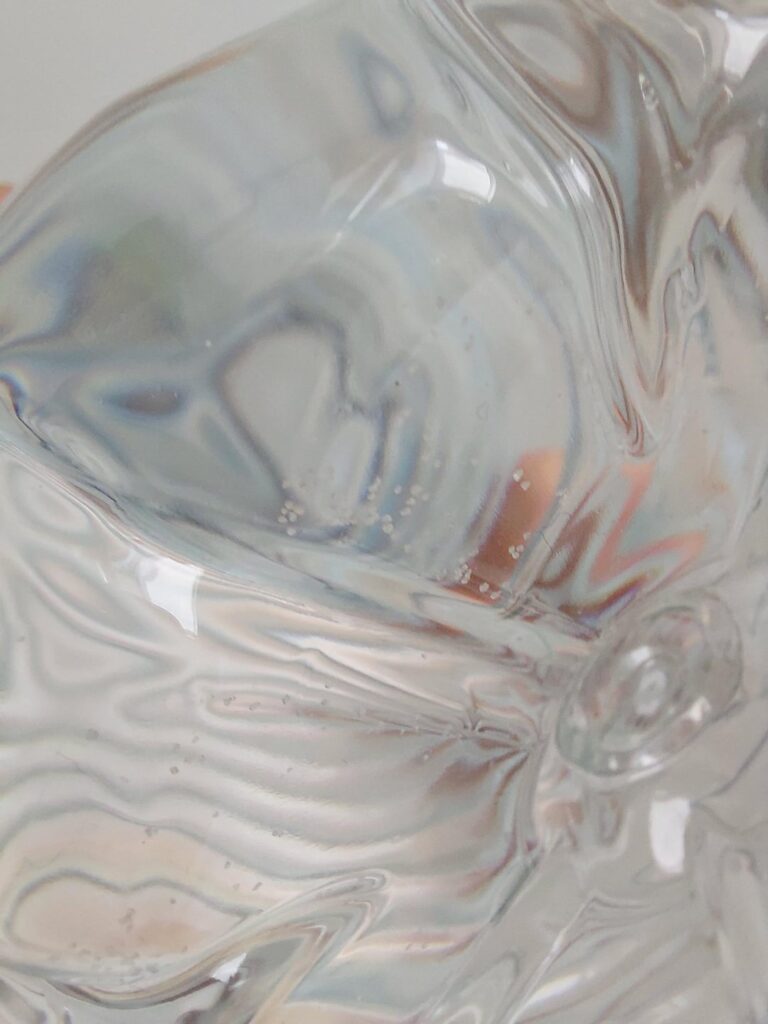 水筒に入った粒…これは何ですか？