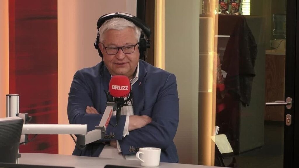 ガイ・ヴァンヘンゲル氏（オープンVLD）：「フアード・アヒダル党のプログラムはシャリアに焦点を当てている」