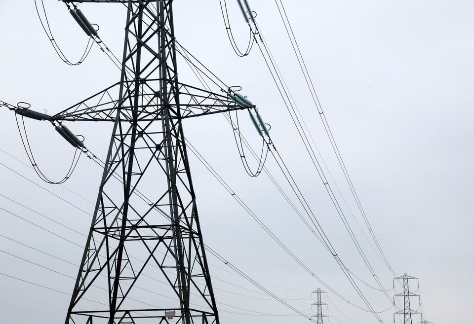 EAC: 電力供給はほとんど不十分、デケリアの新発電機で問題発生