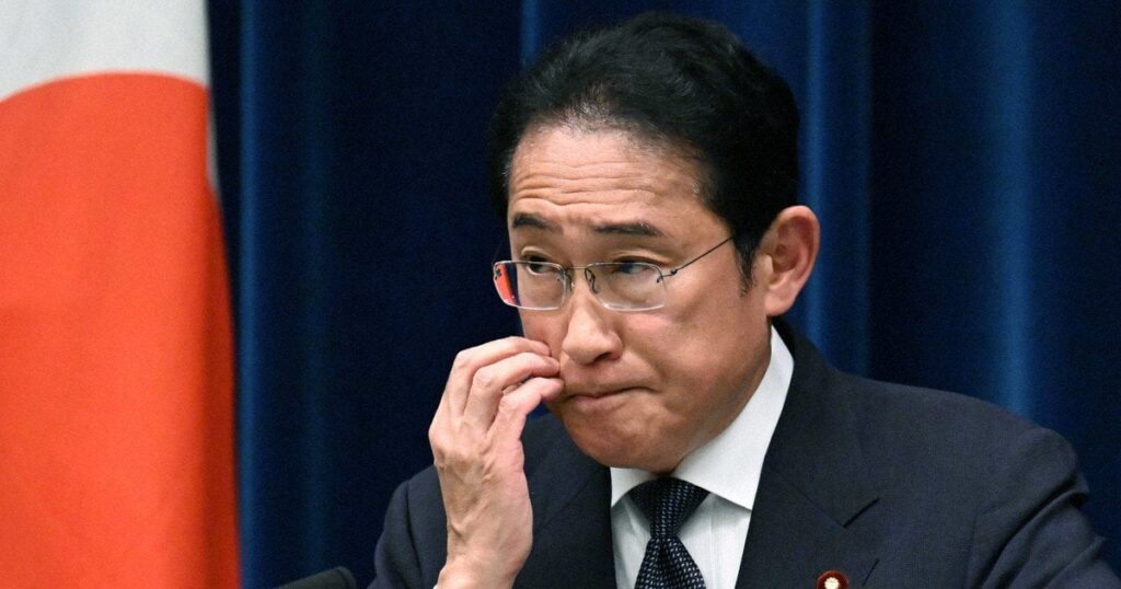 「秋以降も首相にとどまってるのか」 経済対策に政府内から批判の声 - 毎日新聞