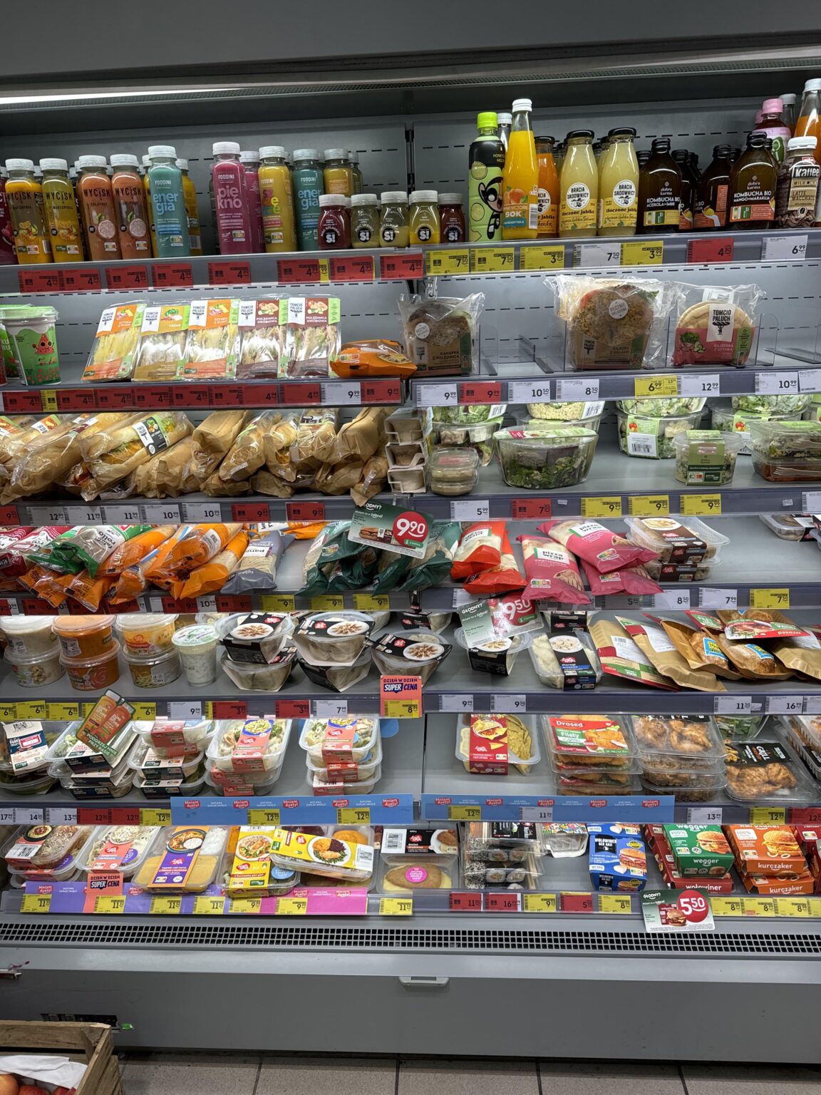Żabkaでランチは何を食べますか？