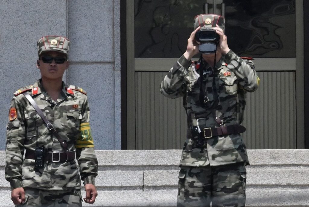 北朝鮮が軍事境界線侵犯 韓国軍の警告射撃で撤収：時事ドットコム - 時事通信ニュース