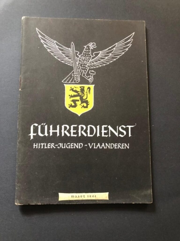 地元の図書館には、1944 年（ナチス占領下のベルギー）のヒトラーユーゲントのパンフレットがあります。
