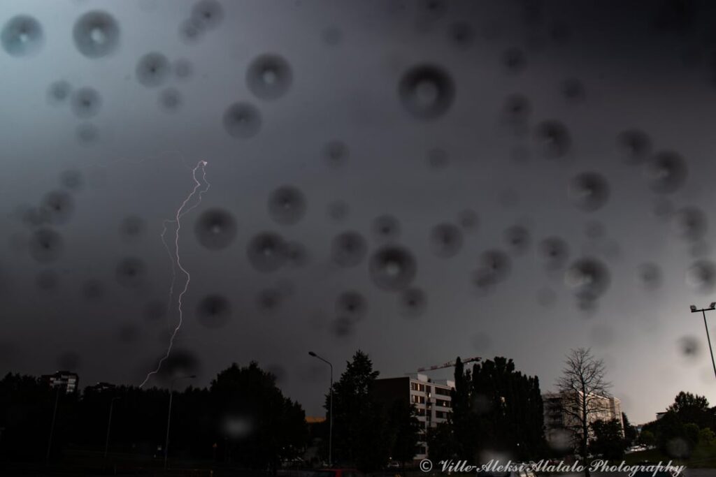 タンペレに雷雨が到来🇫🇮⛈️