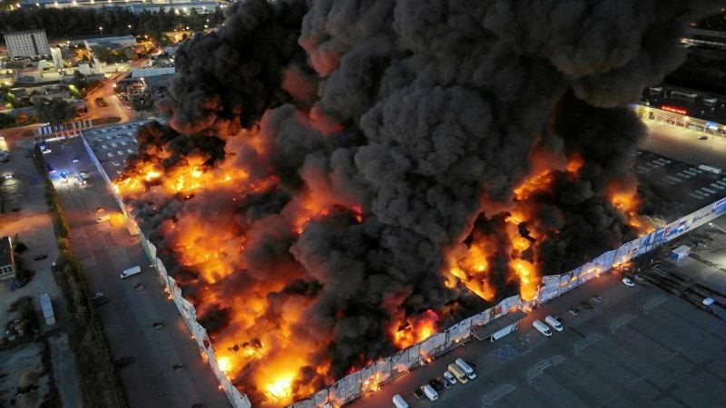 ロシアはNATOと対決したいが、戦場で戦う勇気はなく、代わりにハイブリッド戦争を仕掛けている。