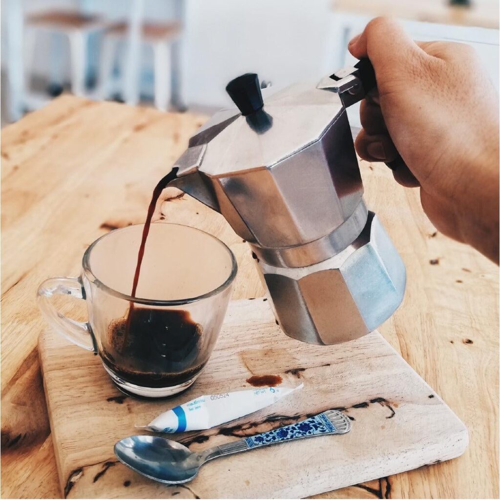 エスプレッソメーカーでギリシャコーヒーを使うのですか?