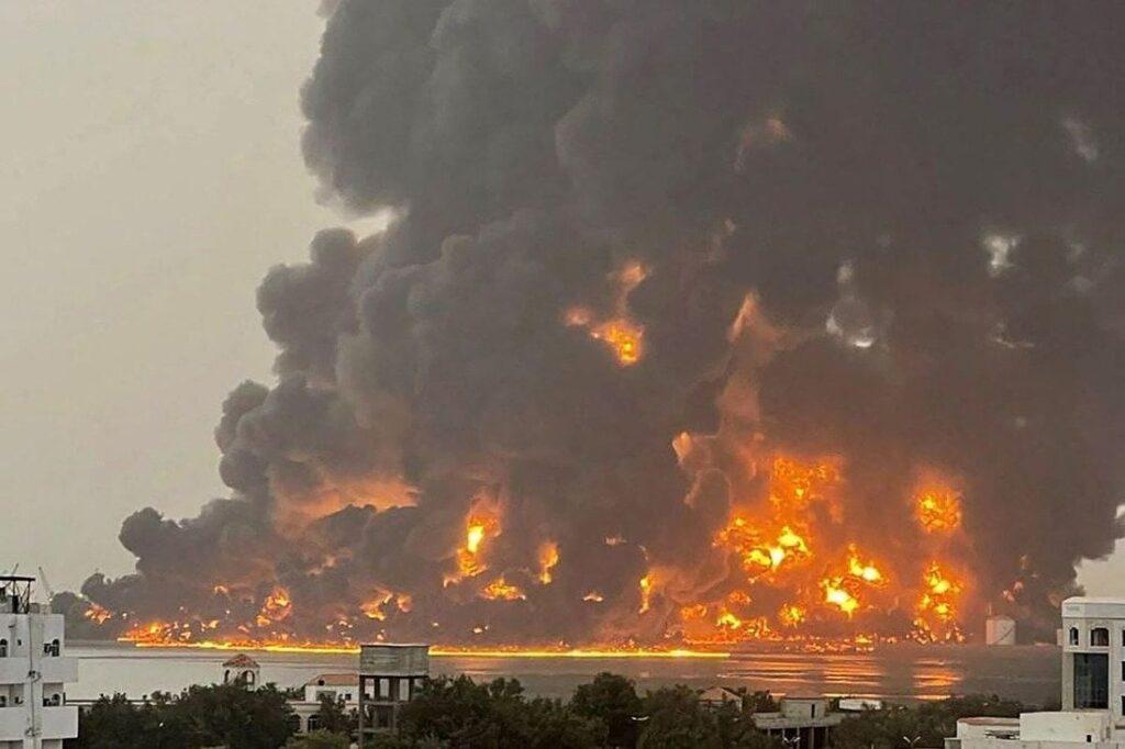 イスラエル軍がイエメンのフーシ拠点を空爆 ３人死亡、８７人負傷