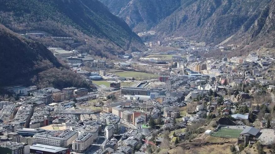 「アンドラ人でありユダヤ人であることを誇りに思う」
