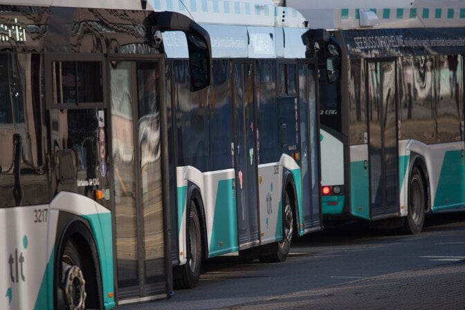 運輸委員会は大規模な発券および旅行計画環境を計画しています
