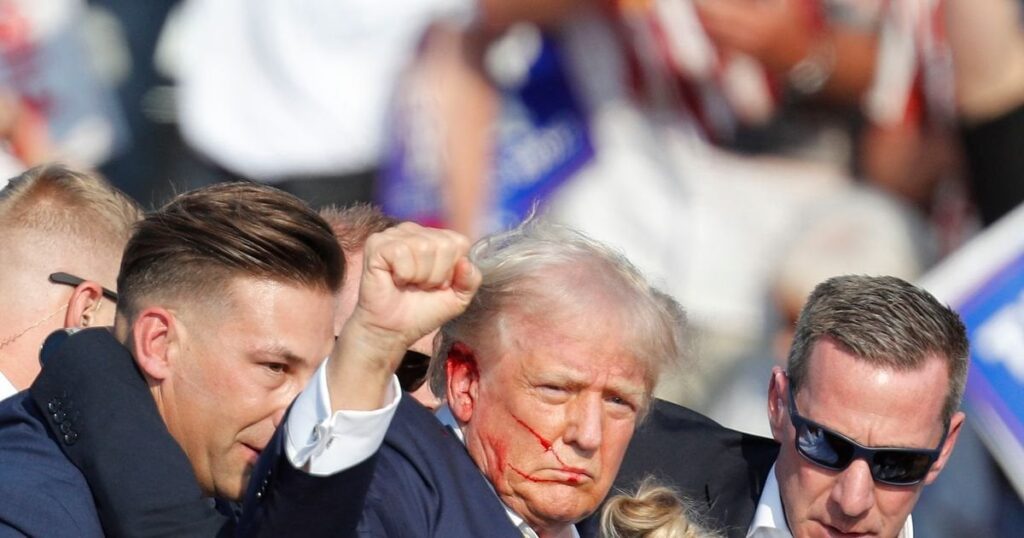 トランプ大統領は元気だが、選挙集会での銃撃で2人が死亡 - RÚV.is