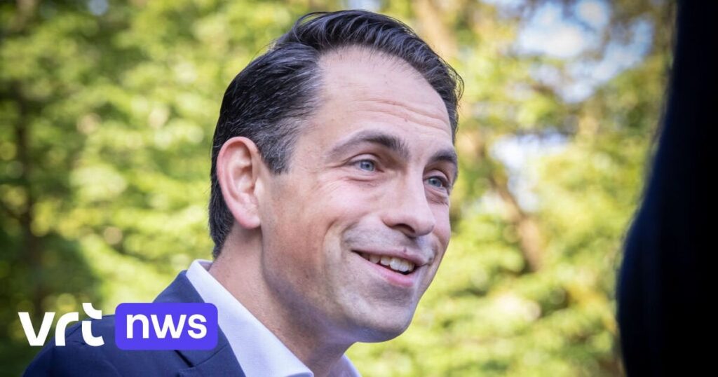 ヴラームス・ベラン氏からの政権交代のおかげで、ハンガリーのオルバン首相の新たな極右ヨーロッパ派閥が事実となった