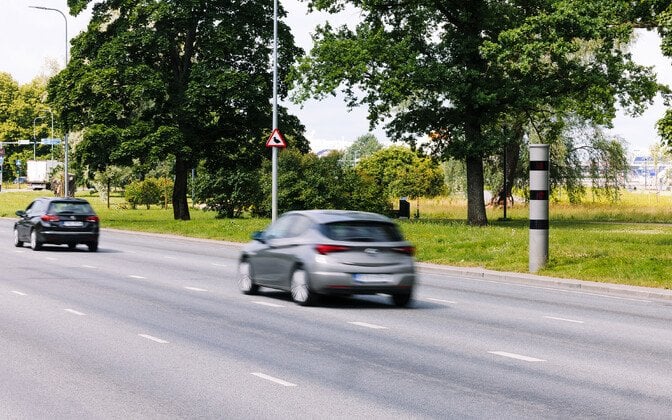 EUでは自動速度制御システムを搭載した新車のみが販売可能になりました