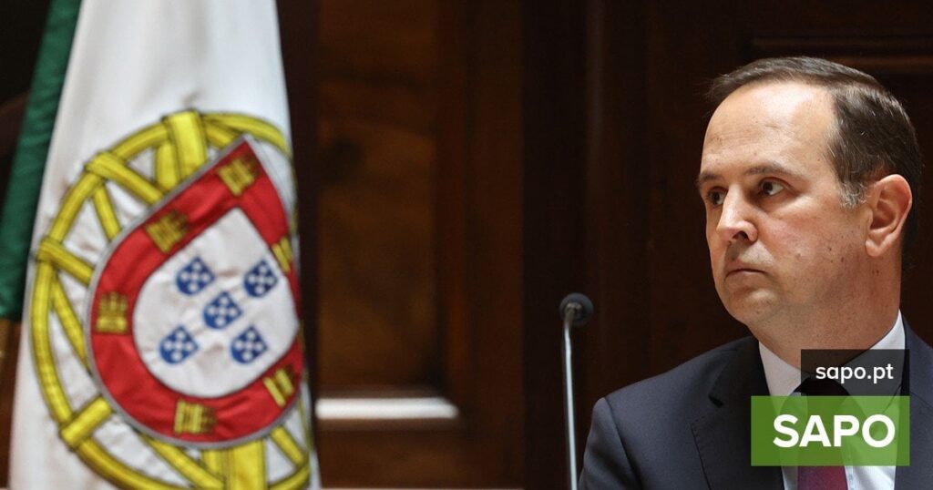フェルナンド・メディナ、「トゥッティ・フルッティ」事件の被告に指名
