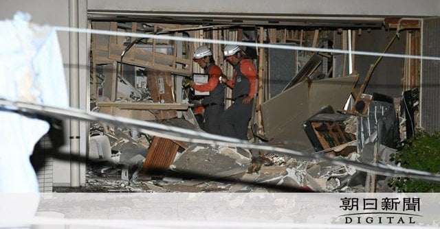 ｢ドカンと音が」マンション一室爆発か、住人ら3人けが 埼玉・川口