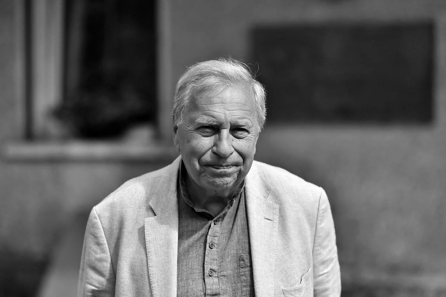 ポーランドを代表する俳優兼監督のイェジ・シュトゥール氏が77歳で死去
