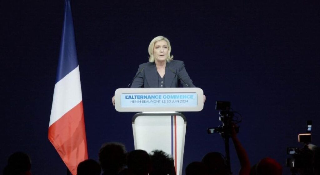 フランス議会選挙第1回投票でルペン氏が勝利