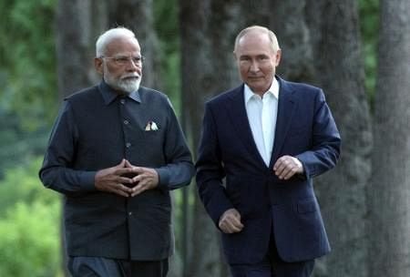 印首相、プーチン氏に平和説く 首脳会談冒頭「戦争あり得ない」