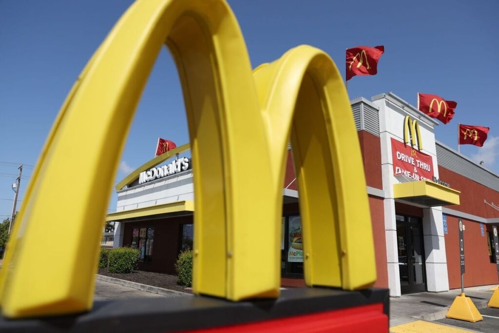 米マクドナルド、2020年以来の減収 ＝ 来店客数の減少響く