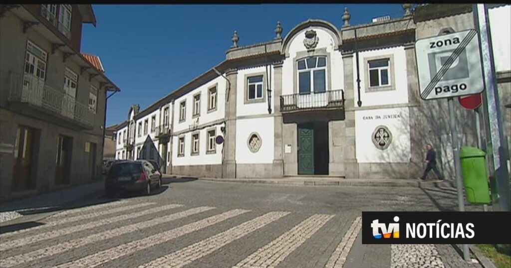 フェルゲイラスのパーティー中に若い女性2人がレイプされる