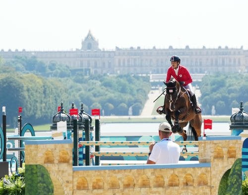 パリ五輪【馬術】日本快挙！銅メダル 92年ぶりのメダル獲得「バロン西」西竹一さん以来 総合馬術団体