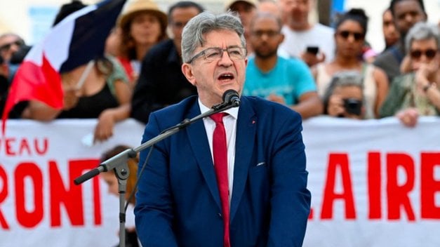 フランス総選挙の勝者は「時代遅れで価値がない」という理由でフランス共同議長の排除に賛成