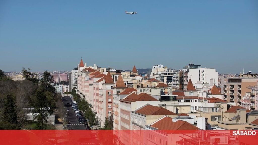 移民。 ペーニャ・デ・フランサの数千の住所を改ざんしたネットワーク