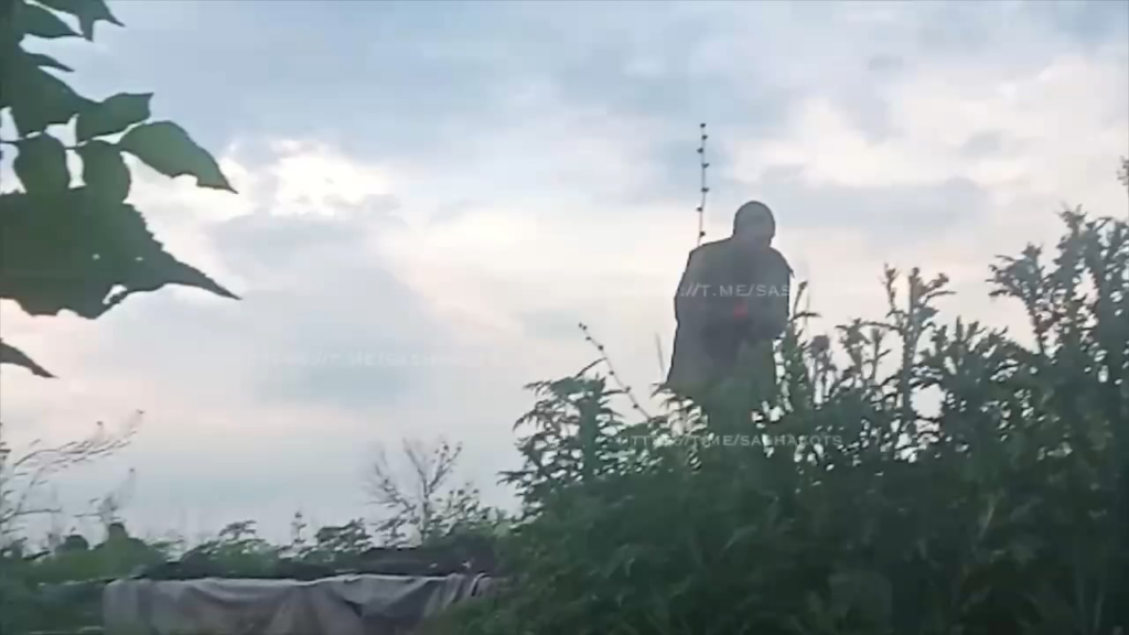 捕虜となったウクライナ軍人。2024年7月