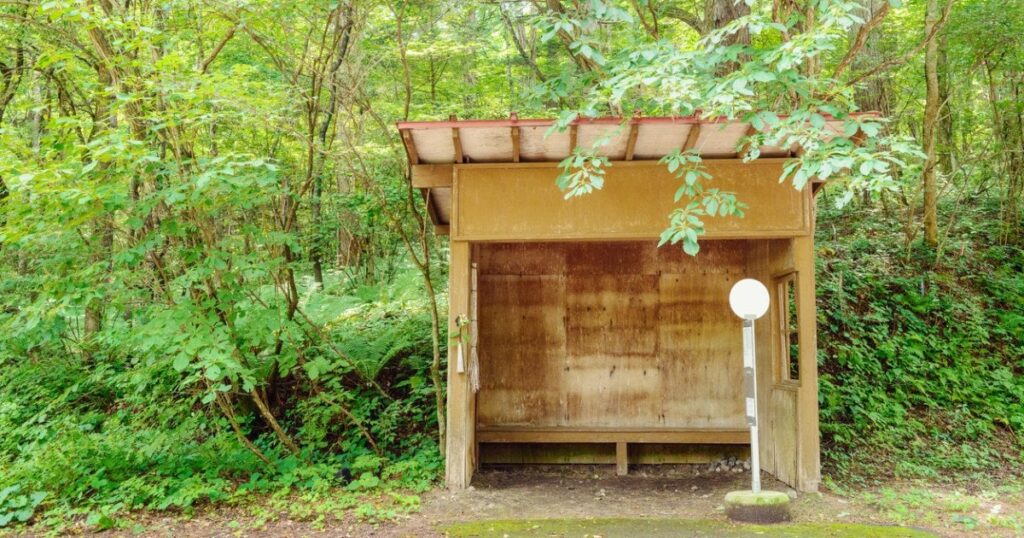 「9割以上が赤字」の衝撃…いま「路線バス事業者」が直面している「厳しすぎる現実」― 路線バスの廃止キロ数は2010～2020年度累計で1万3845キロメートル