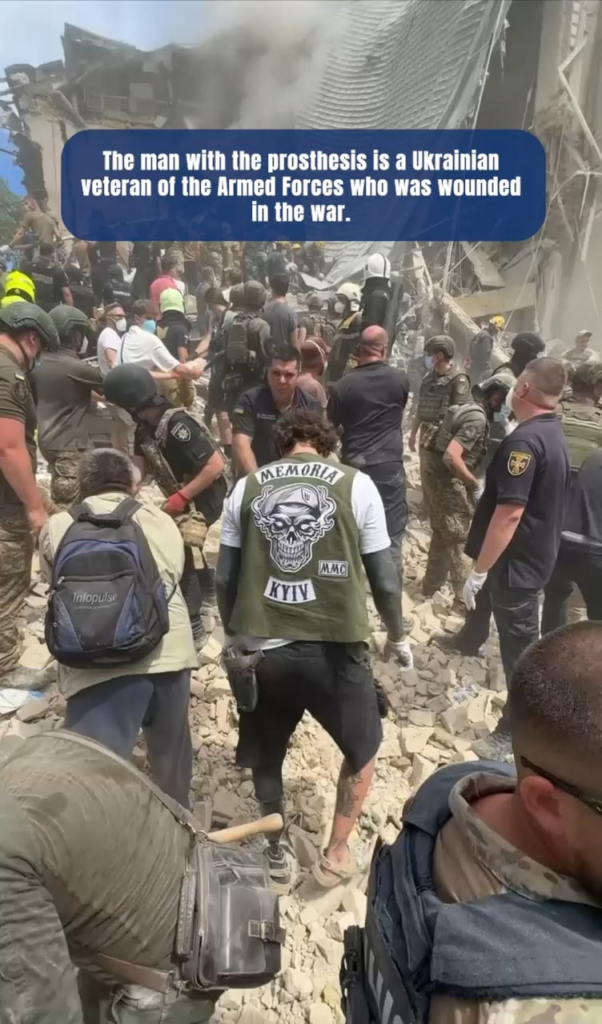 鋼鉄の男。義肢を付けたこの男性は、戦争で負傷したウクライナの退役軍人です。しかし、重傷を負っても彼は止まりません。誰もがどんな困難にも負けずに助けることができます。そして今、ウクライナはこれまで以上に助けを必要としています。そして、子どもたちを守るために防空も必要です。