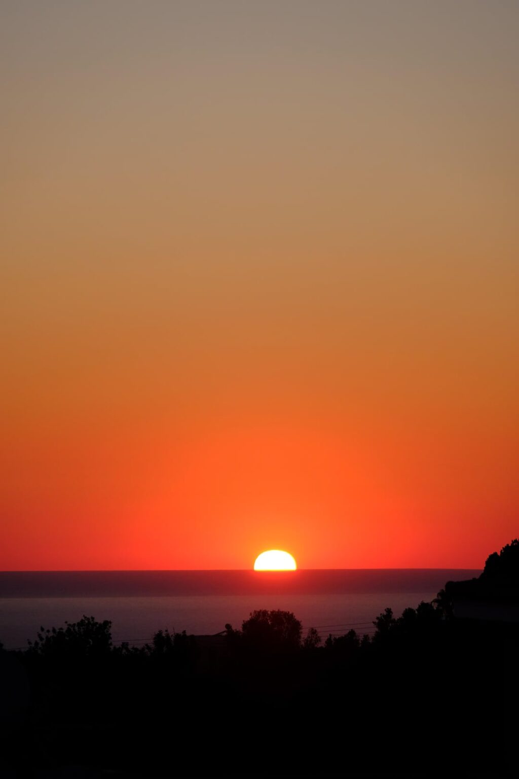 ここの夕日は飽きることがありません