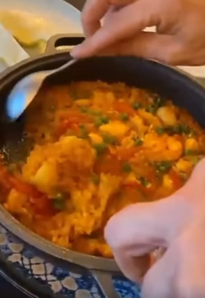 Pov: シュニッツェルと一緒にライスを注文したとき