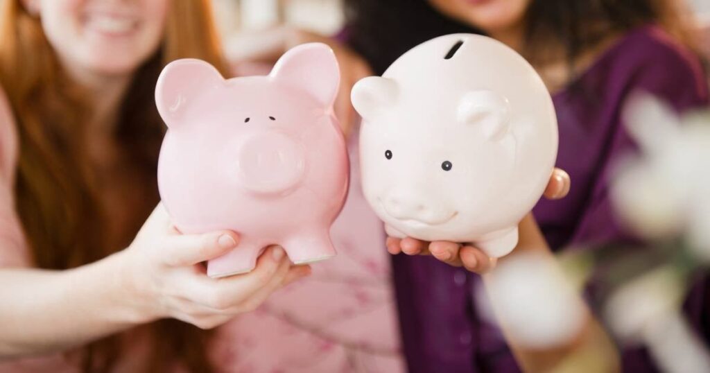 私たちは再びお金を節約しています。普通預金口座には 4,800 億ユーロ以上あります