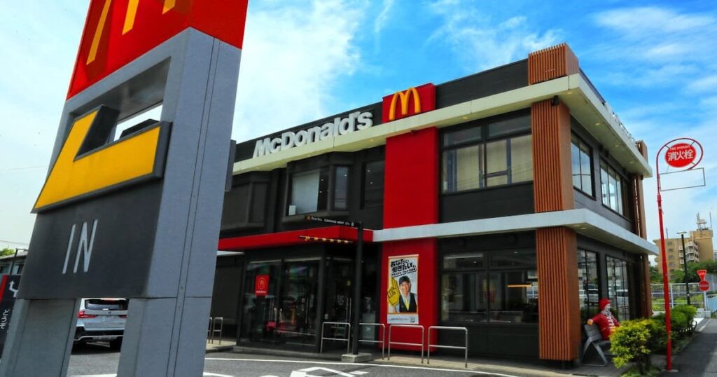 マクドナルド、システム障害で一部営業停止 3月に続き
