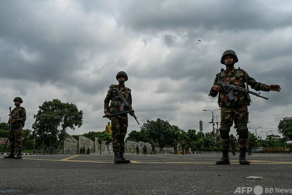 バングラで学生デモ激化、今週115人死亡 夜間外出禁止令に軍配備