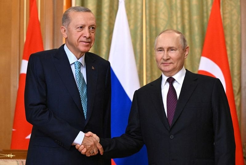 トルコのエルドアン大統領、ロシア・ウクライナ戦争終結に協力を申し出るが、クレムリンは仲介役として彼を排除