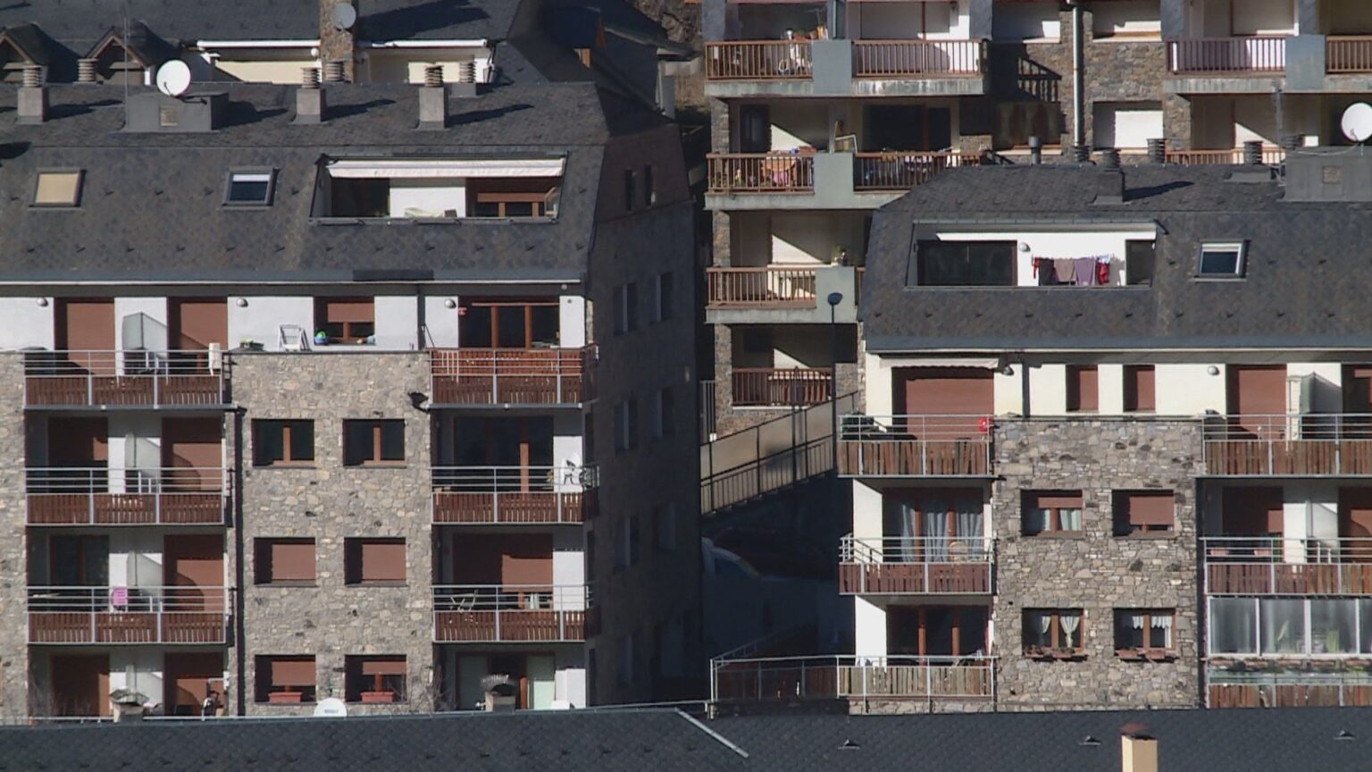 オムニバス法における強制的な住宅移転は最長5年間となる