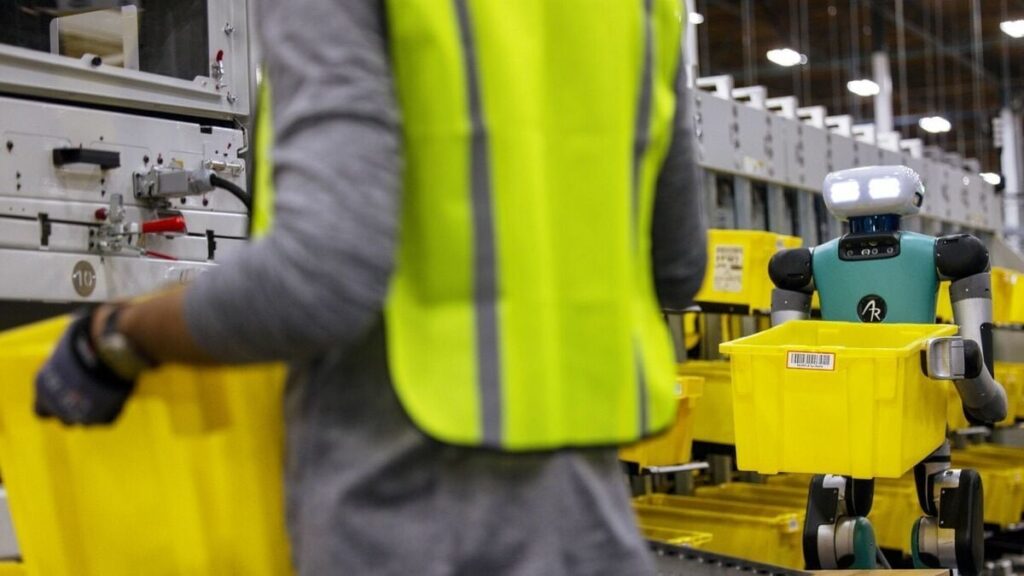 人手不足を救う人型ロボット、米テック大手が挑戦 - テスラやアマゾンが数千億円投入